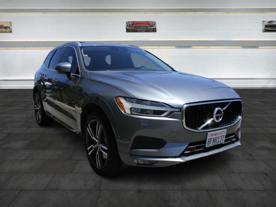 2019 Volvo XC60 Momentum