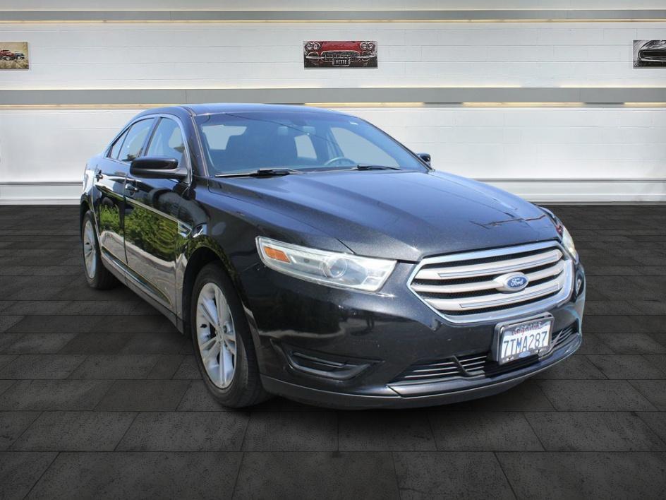 2014 Ford Taurus SEL's photo