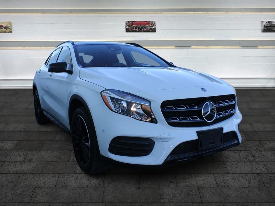2018 Mercedes-Benz GLA-Class GLA250's photo