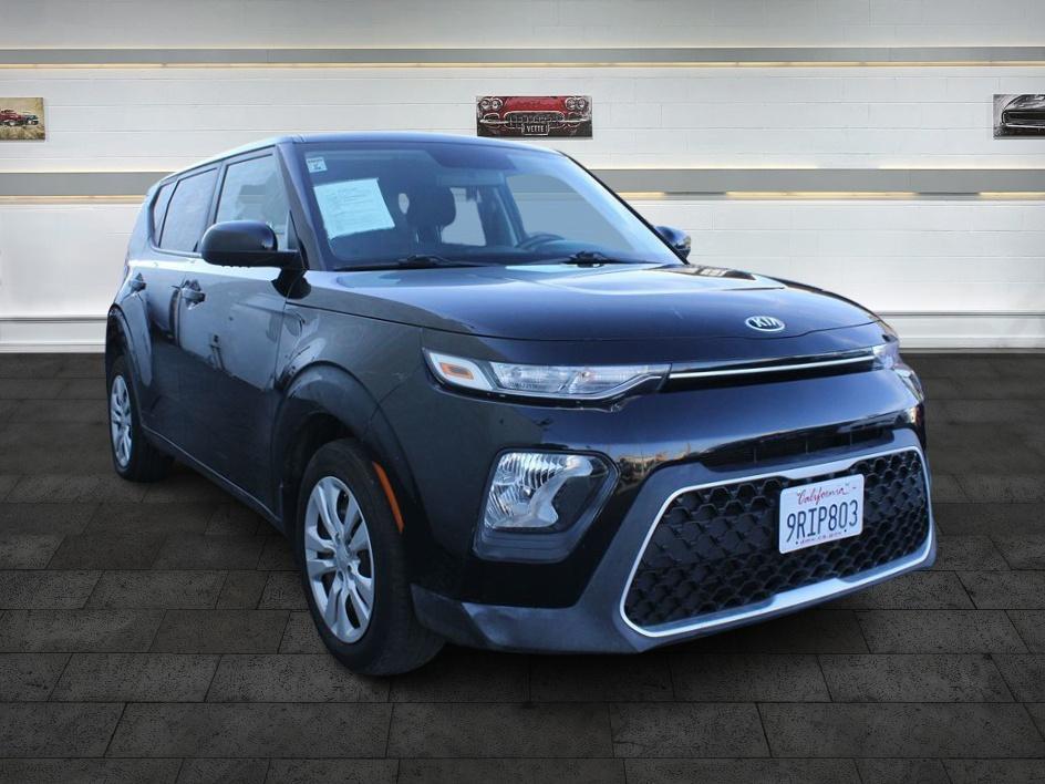 2020 Kia Soul LX's photo