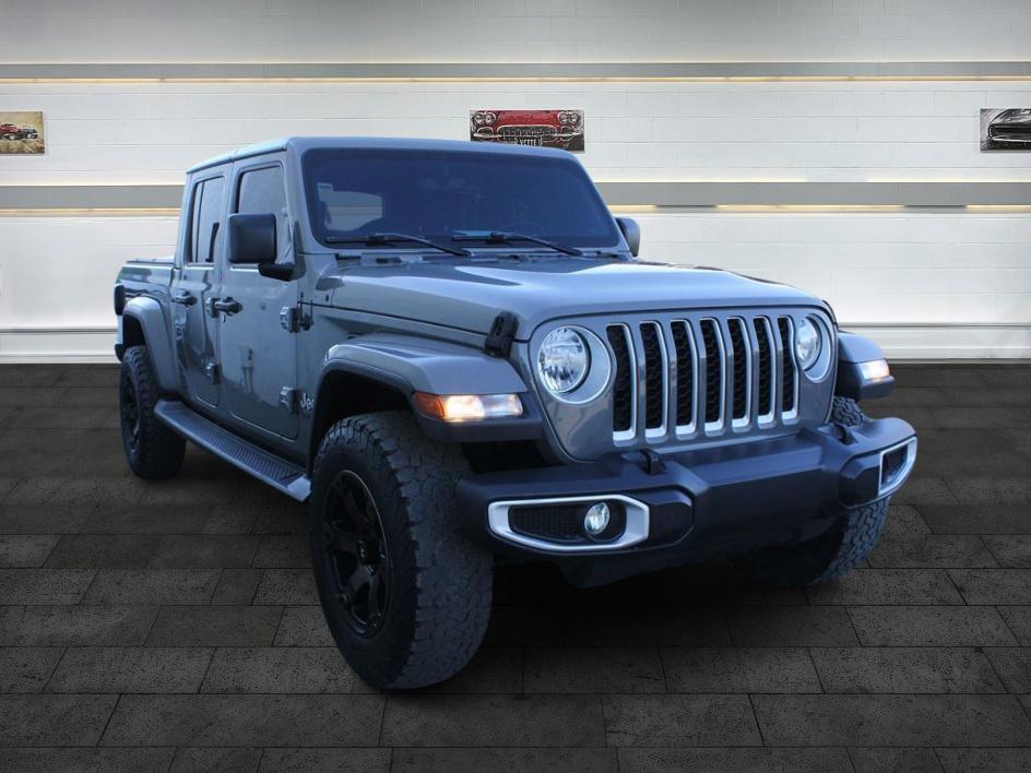 2021 Jeep Gladiator Overland's photo
