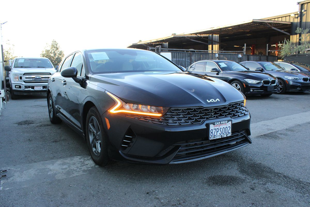 2022 Kia K5 LXS's photo