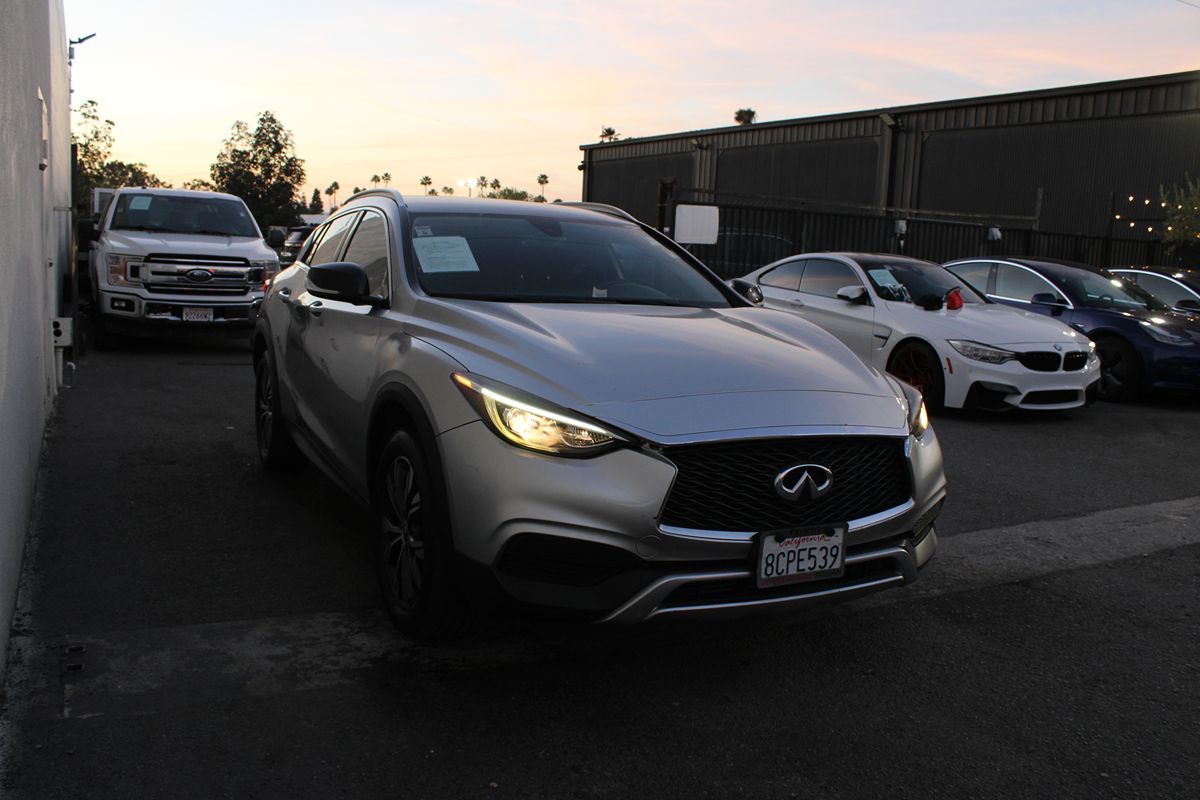 2018 INFINITI QX30