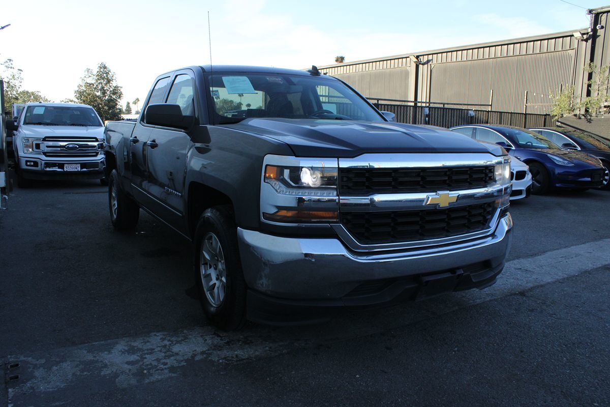 2019 Chevrolet Silverado 1500 LD LT's photo