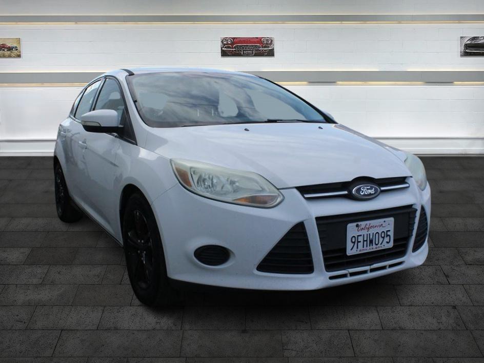 2013 Ford Focus SE's photo