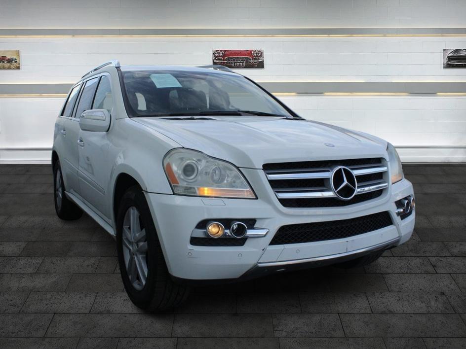 2010 Mercedes-Benz GL-Class GL450's photo
