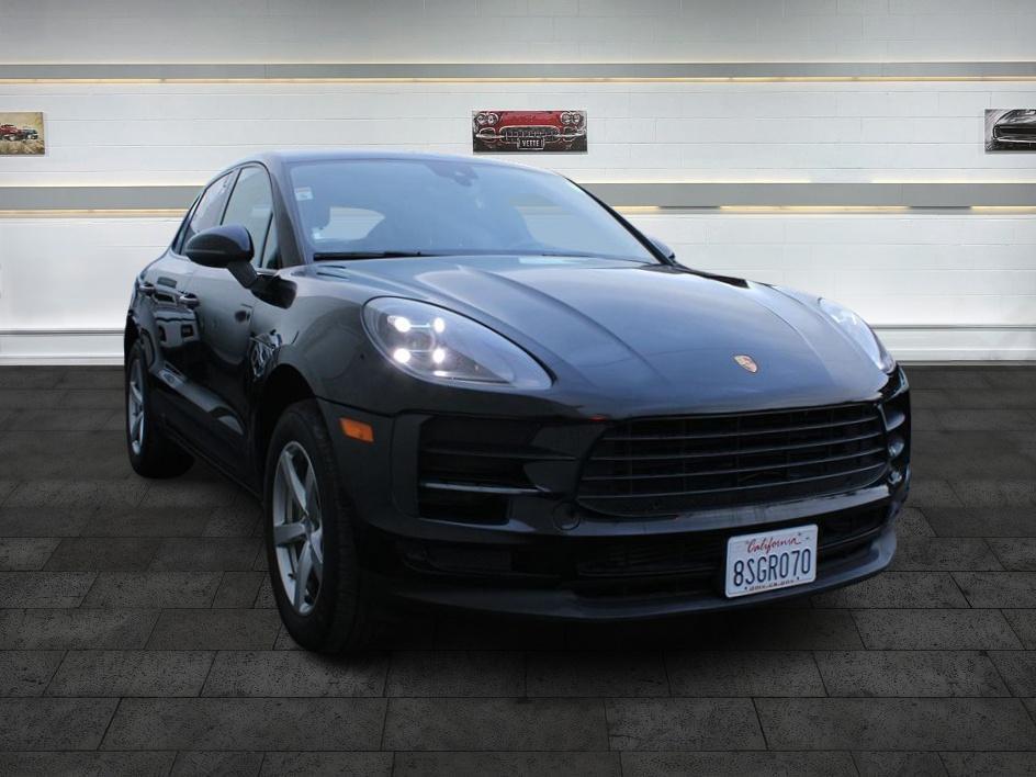 2020 Porsche Macan Base's photo