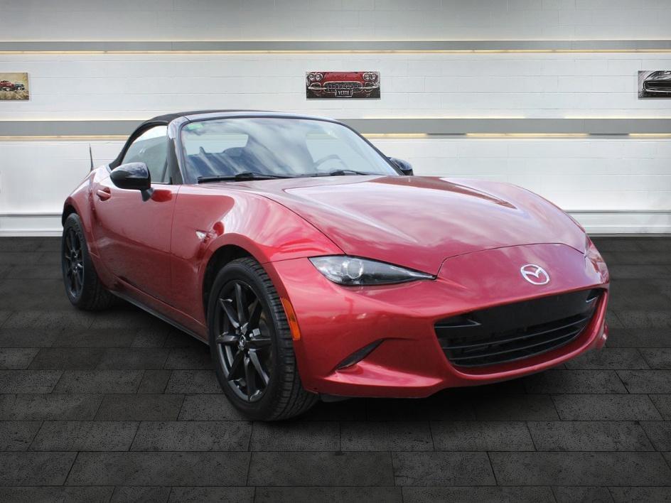 2016 Mazda MX-5 Miata Club's photo