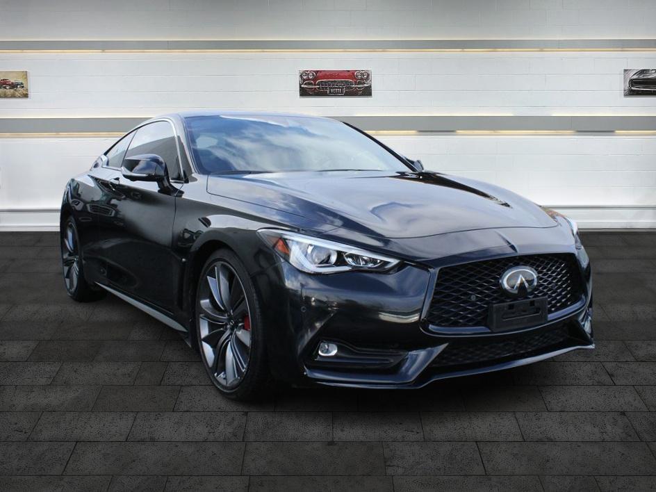 2021 INFINITI Q60 Coupe RED SPORT's photo