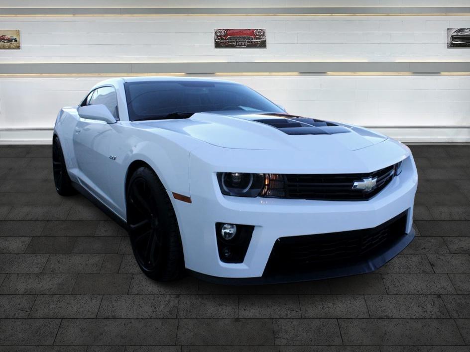 2014 Chevrolet Camaro ZL1's photo