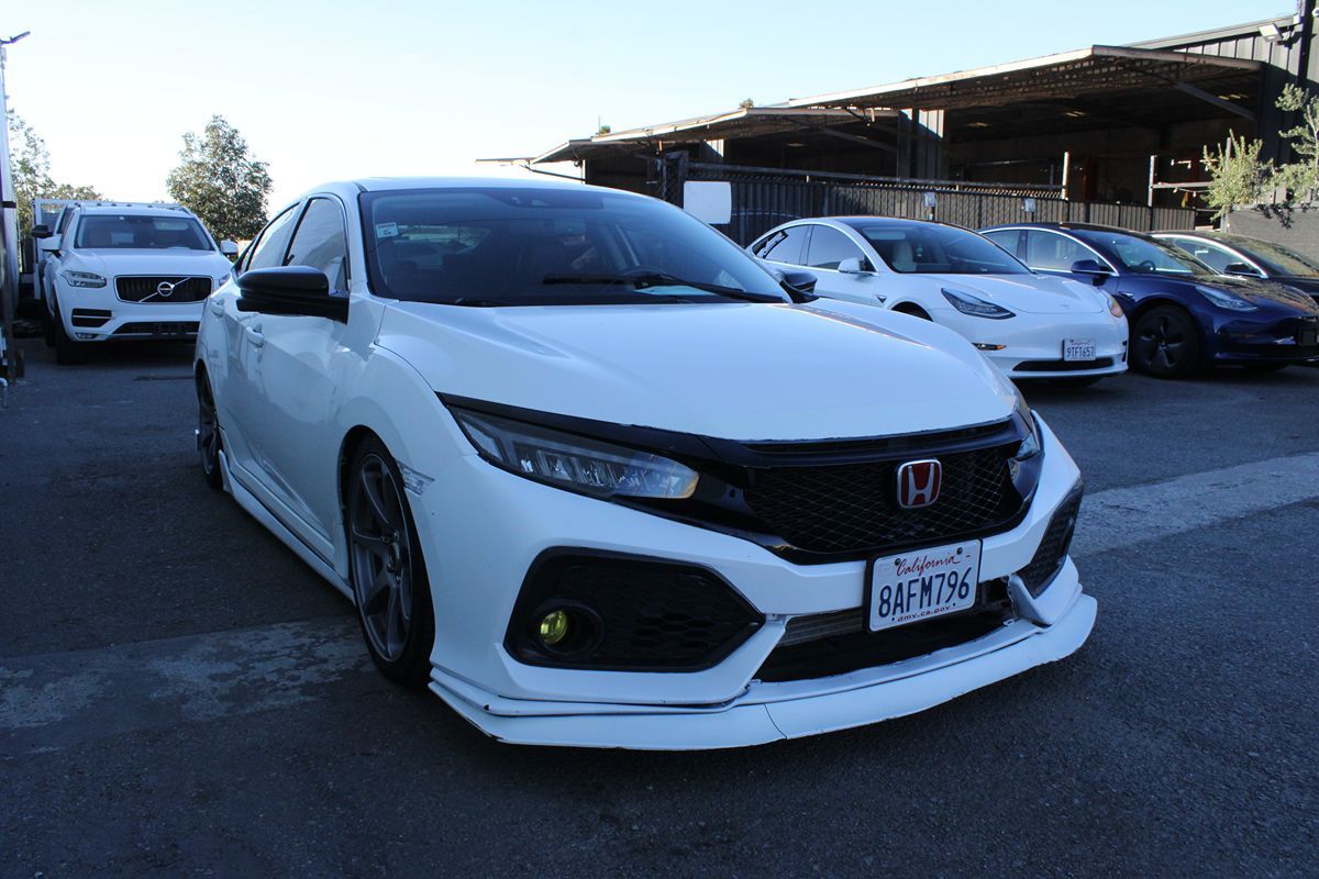 2017 Honda Civic Touring's photo