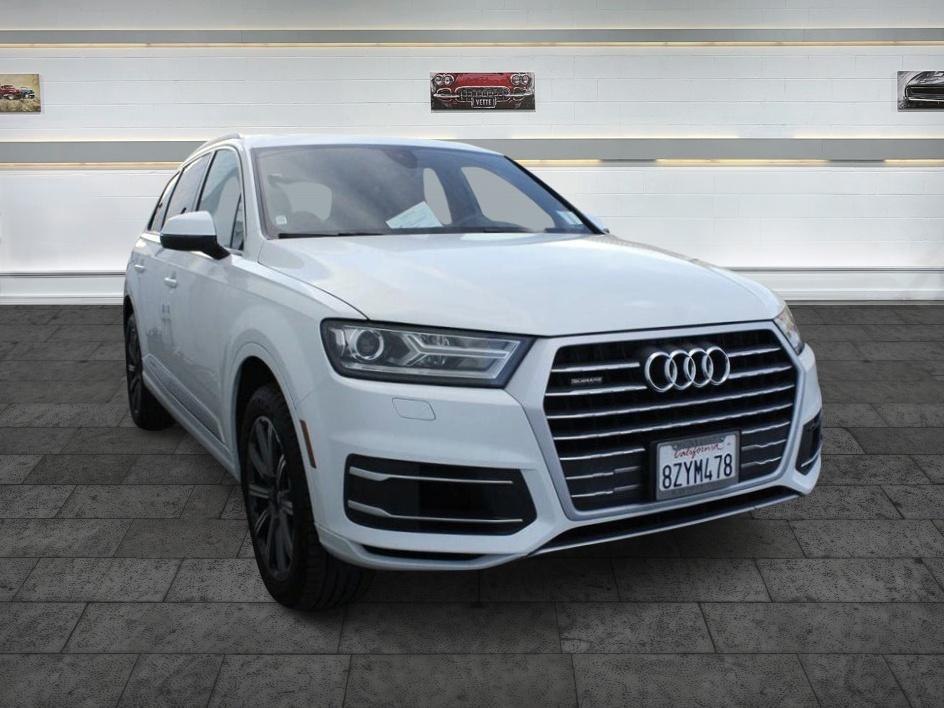 2019 Audi Q7 Premium