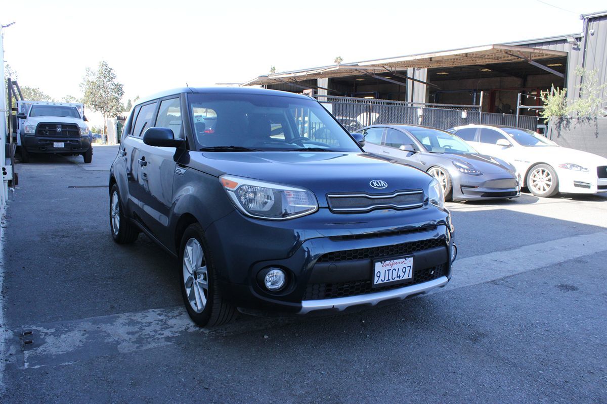 2018 Kia Soul +