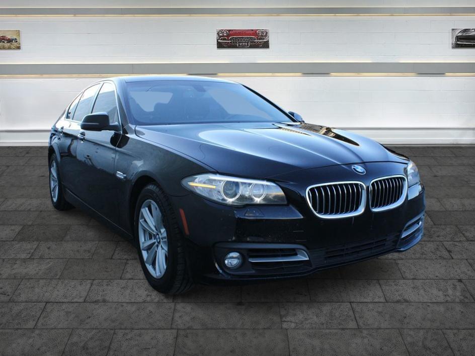 2016 BMW 5 Series 528i