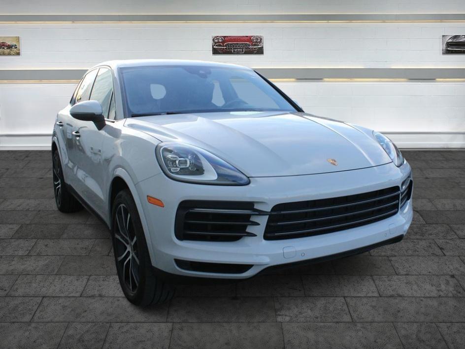2022 Porsche Cayenne Platinum Edition