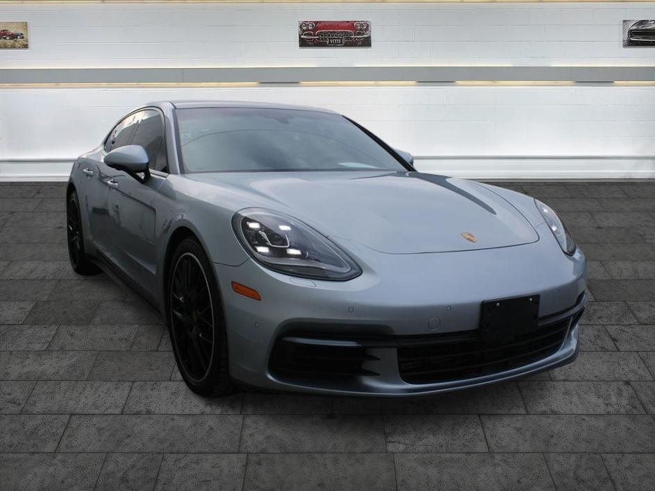 2018 Porsche Panamera