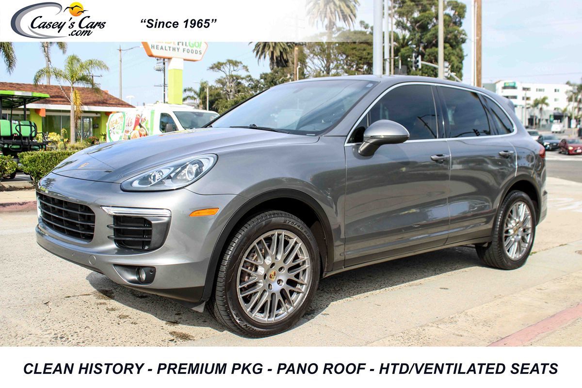2017 Porsche Cayenne Base