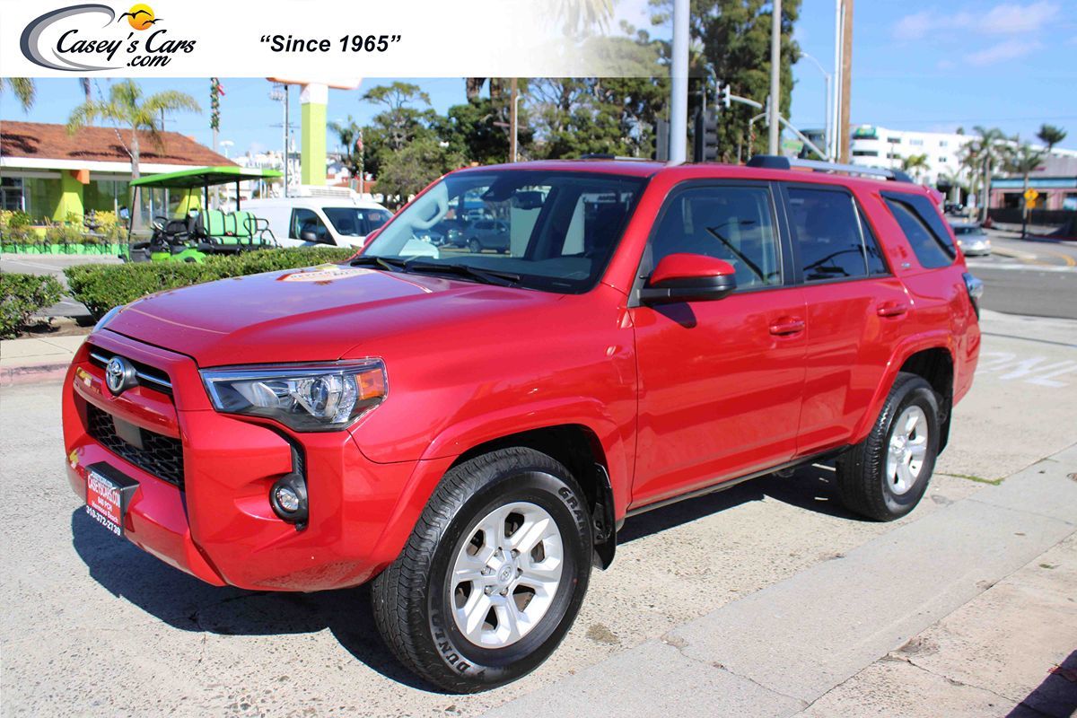 2024 Toyota 4Runner SR5's photo