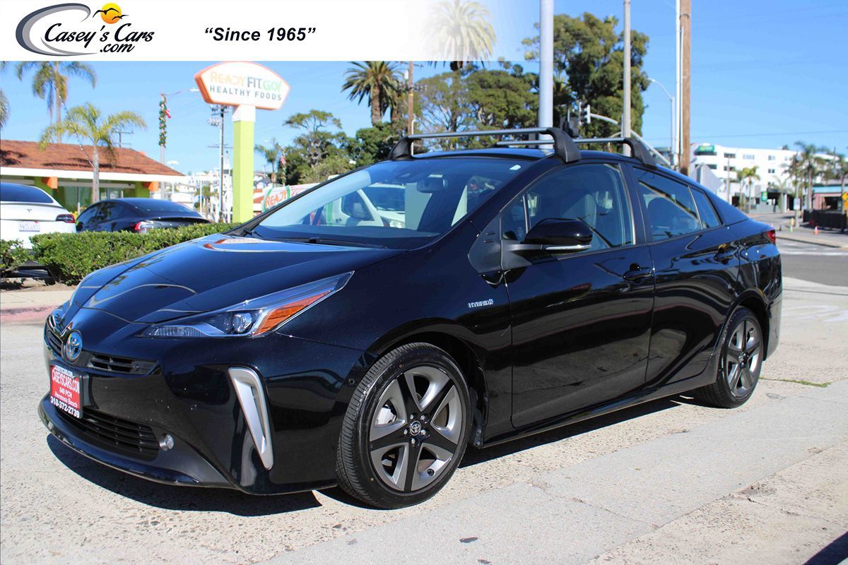 2022 Toyota Prius XLE's photo