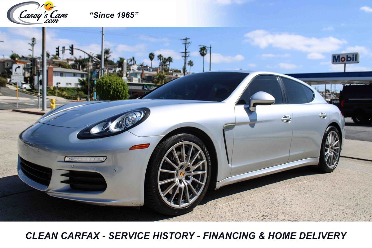 2016 Porsche Panamera 4's photo