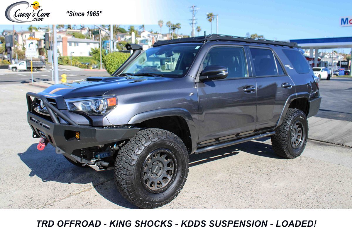 2023 Toyota 4Runner TRD Off-Road Premium 4WD V6's photo
