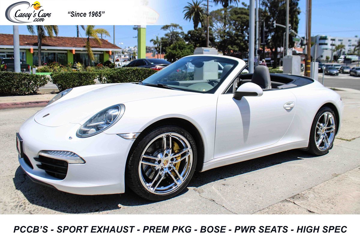 2012 Porsche 911 Carrera 4 Cabriolet's photo