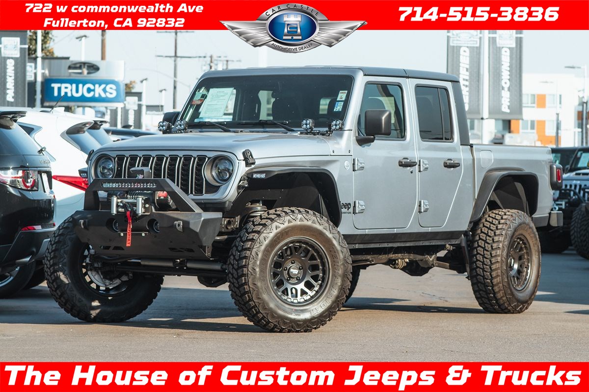 2020 Jeep Gladiator Sport S's photo
