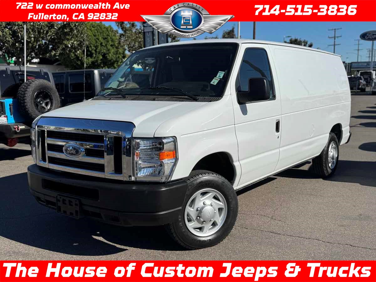 2013 Ford E-Series Base's photo