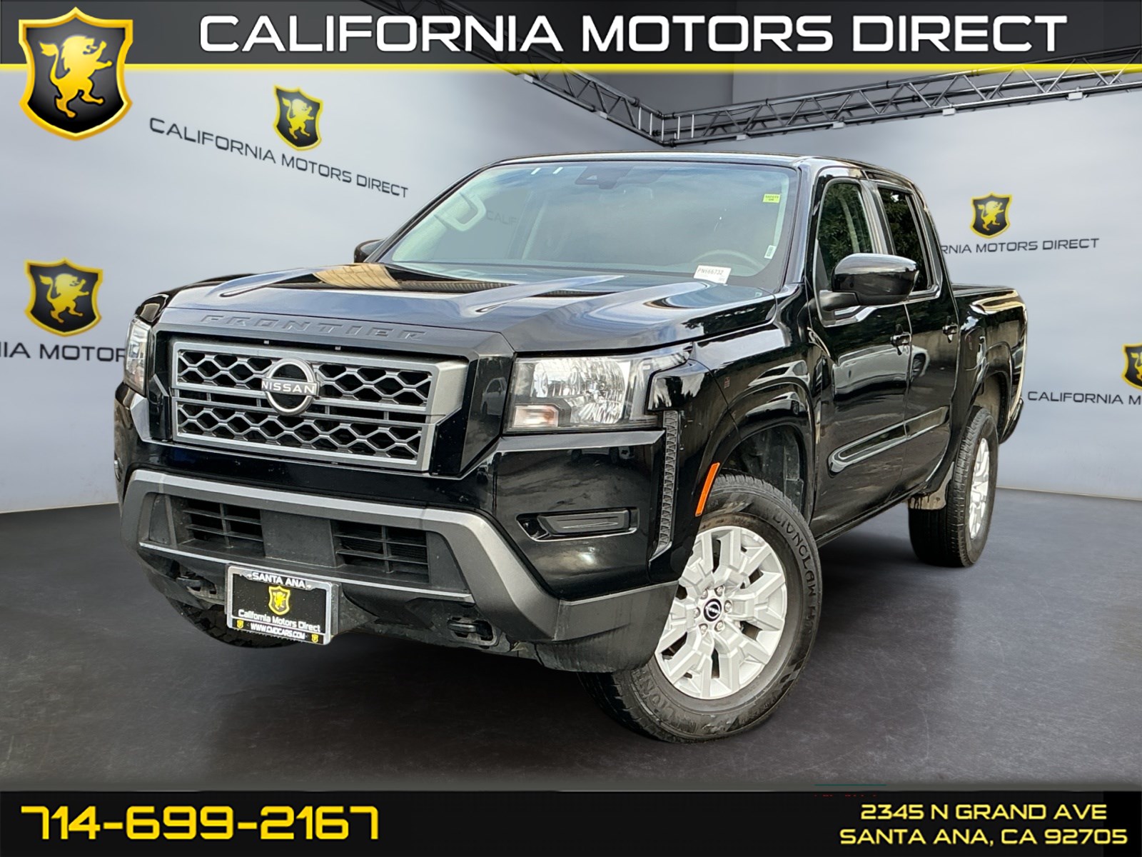 2023 Nissan Frontier SV's photo