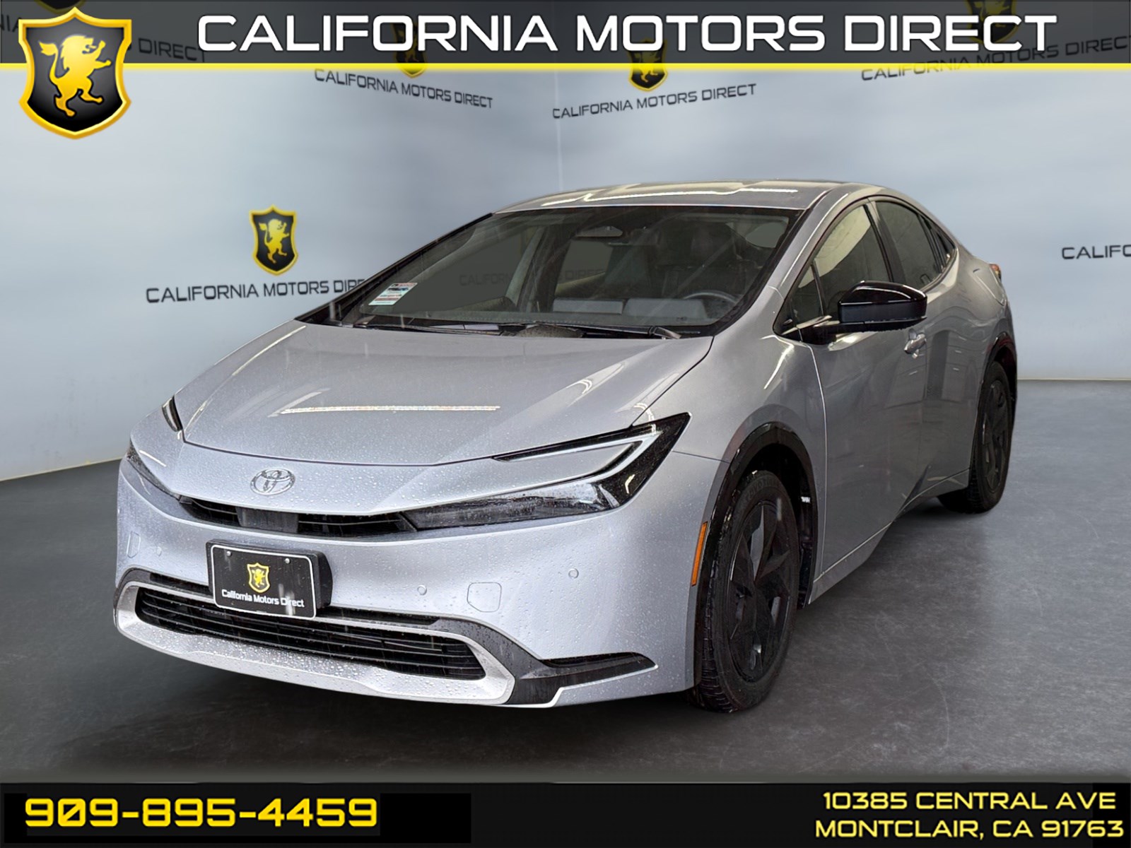 2025 Toyota Prius XLE's photo