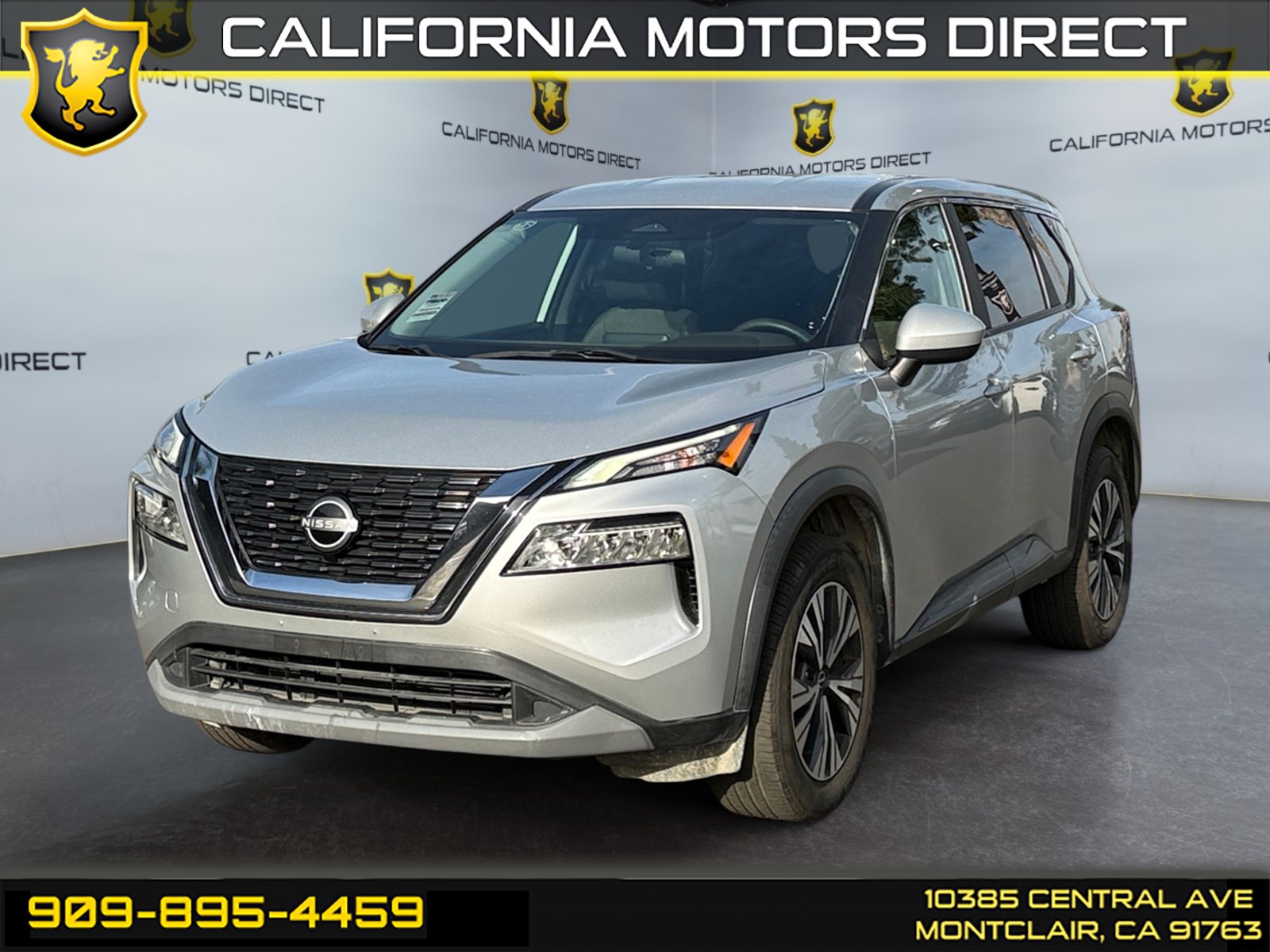 2023 Nissan Rogue SV's photo