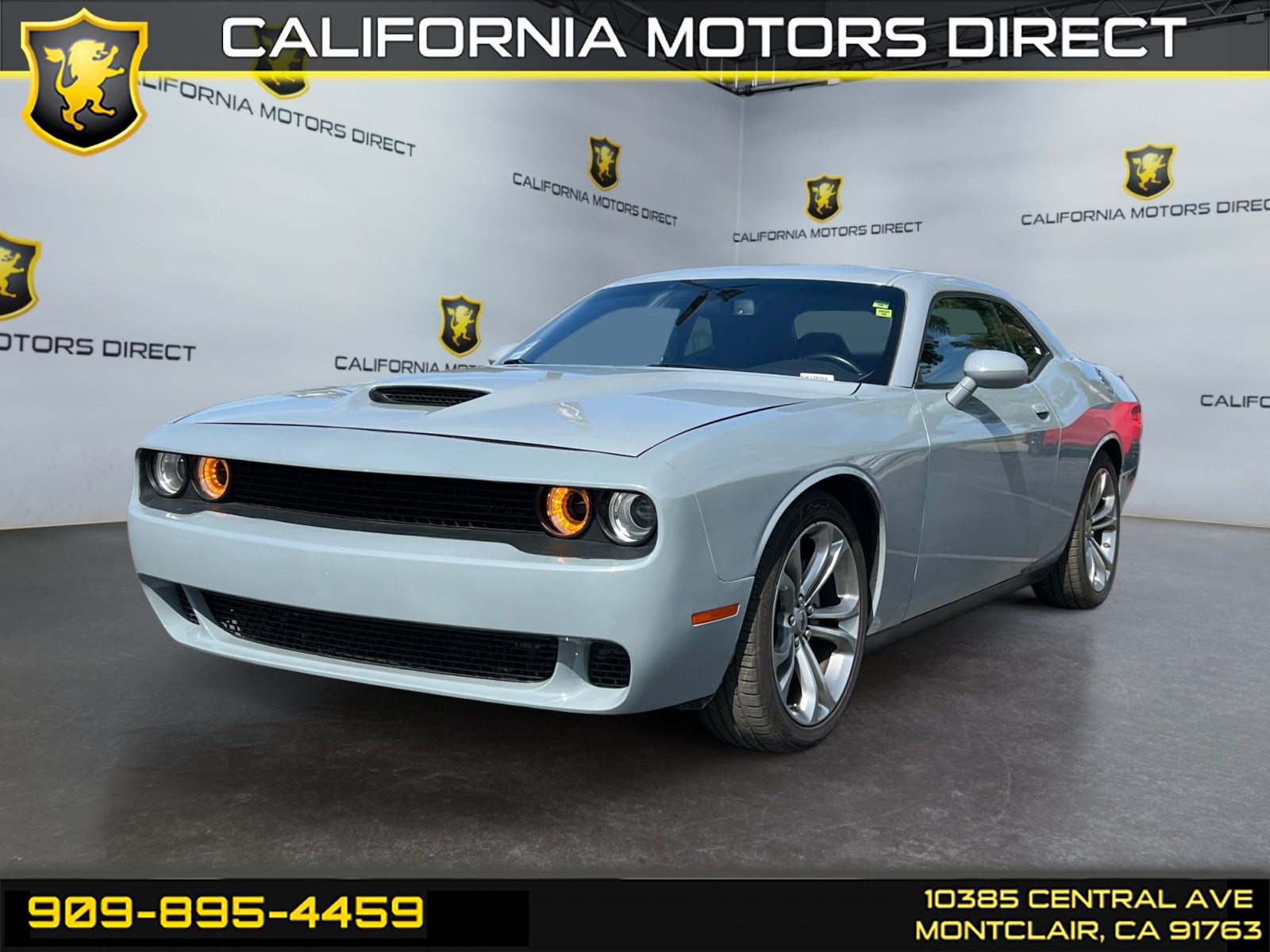 2022 Dodge Challenger R/T's photo