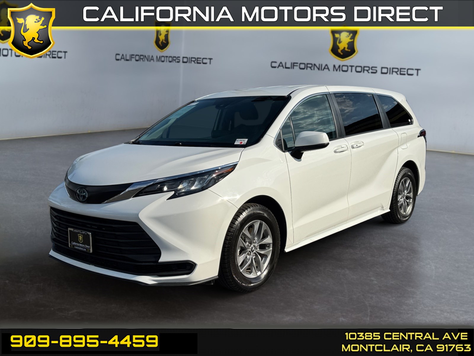 2022 Toyota Sienna LE