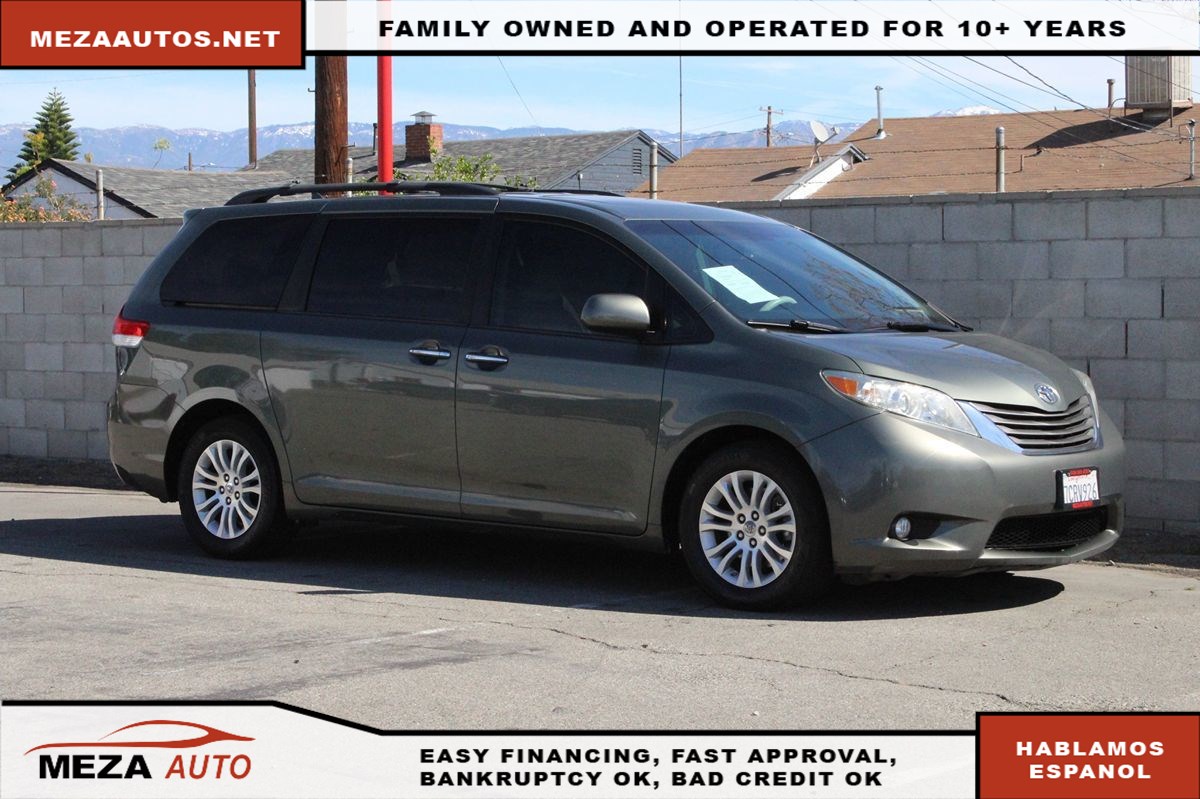 2013 Toyota Sienna XLE