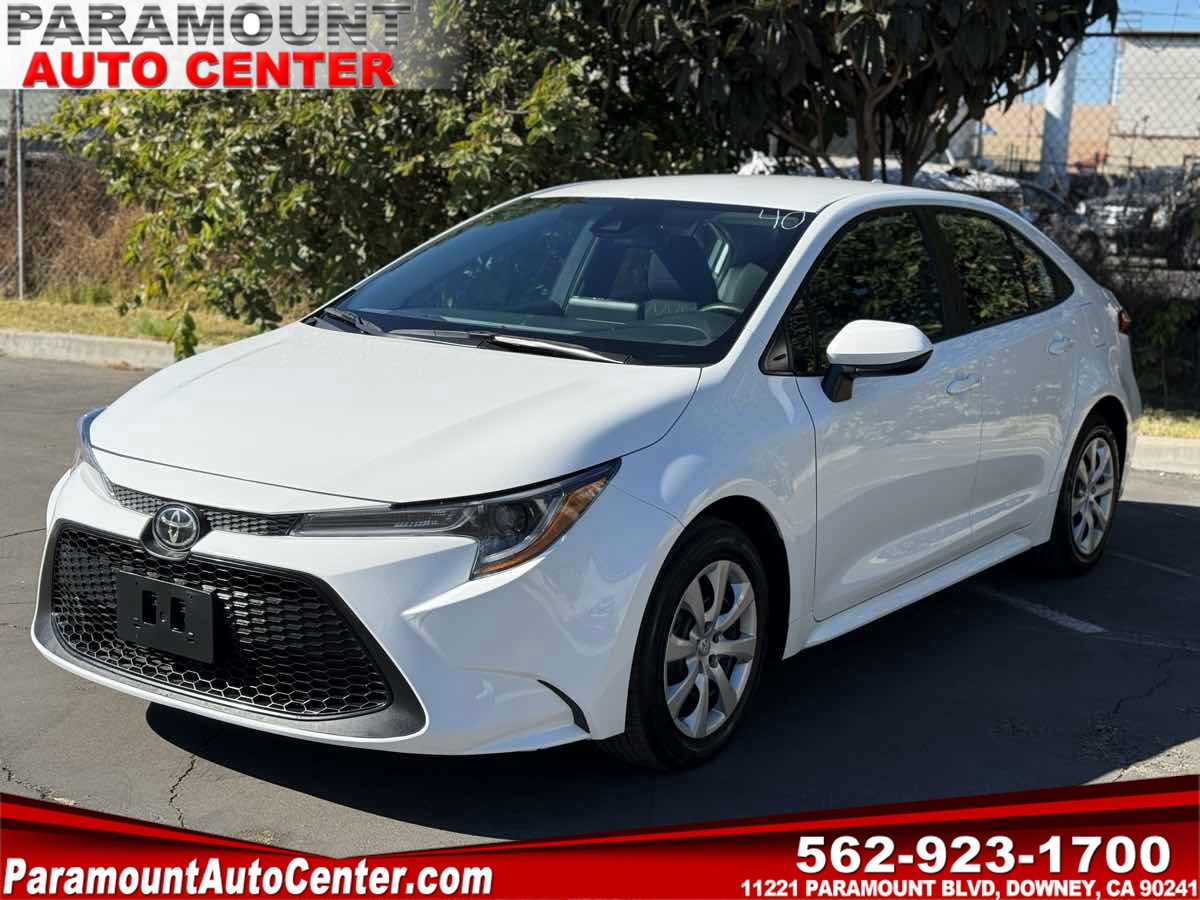 2022 Toyota Corolla LE's photo