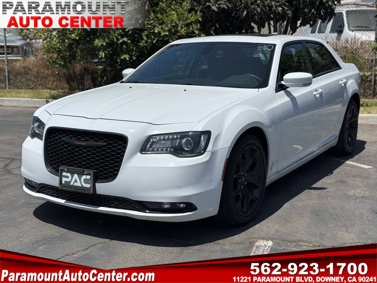 2022 Chrysler 300 S's photo