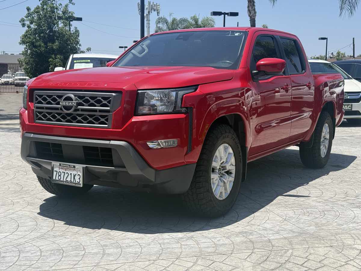 2022 Nissan Frontier SV