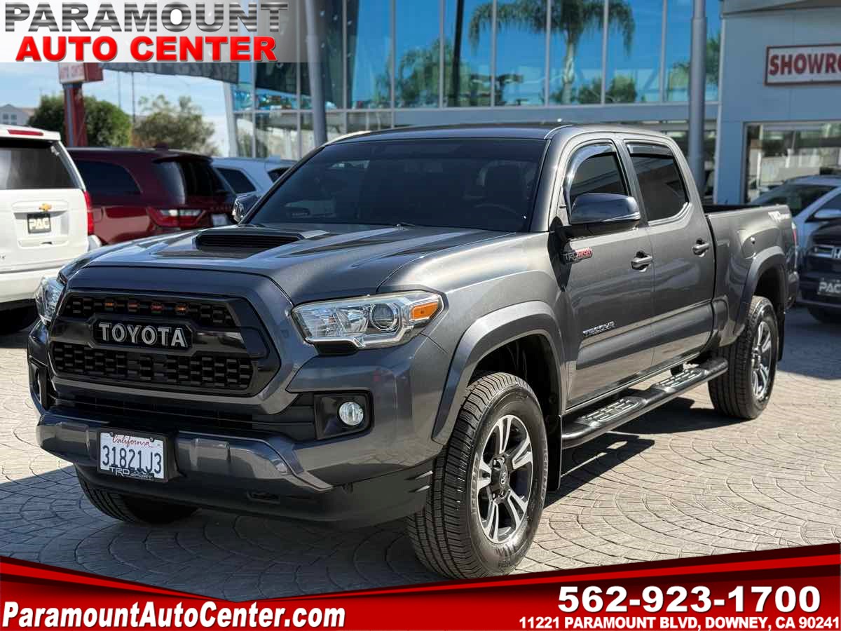 2017 Toyota Tacoma TRD Sport's photo