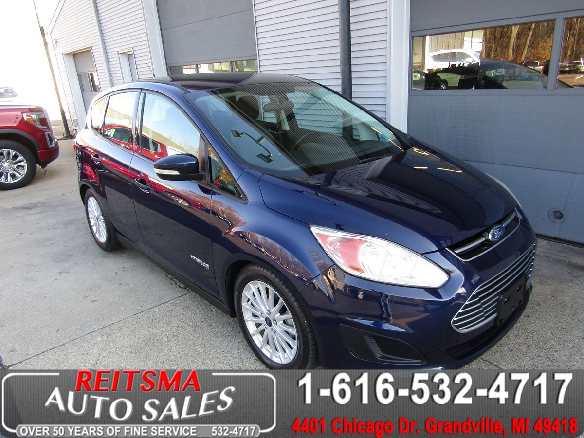 2016 Ford C-Max SE's photo