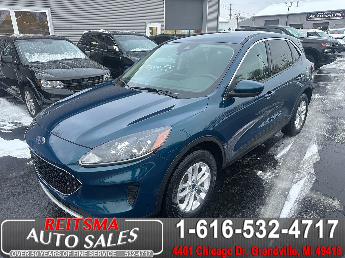 2020 Ford Escape SE's photo