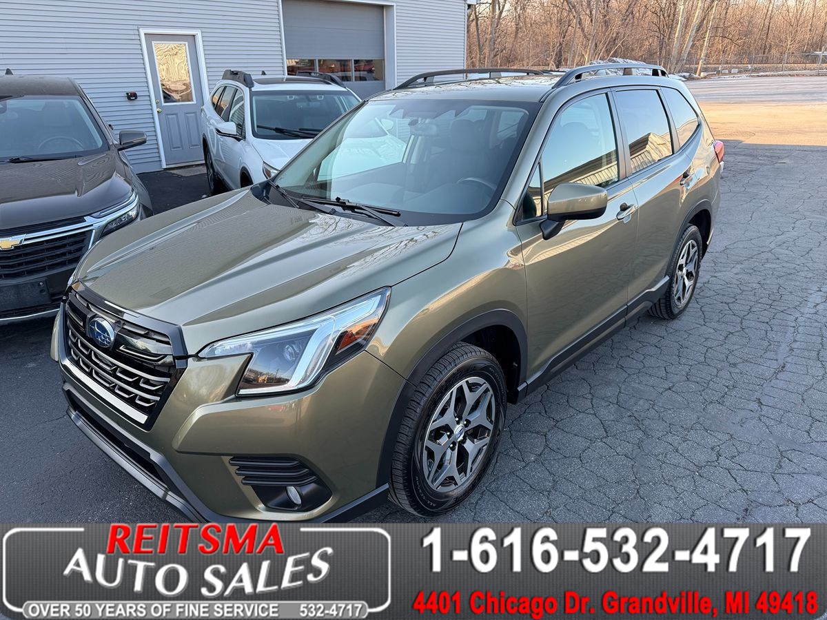 2022 Subaru Forester Premium