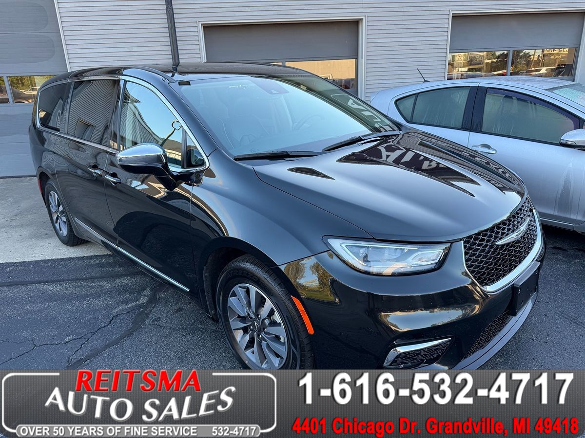 2023 Chrysler Pacifica Hybrid