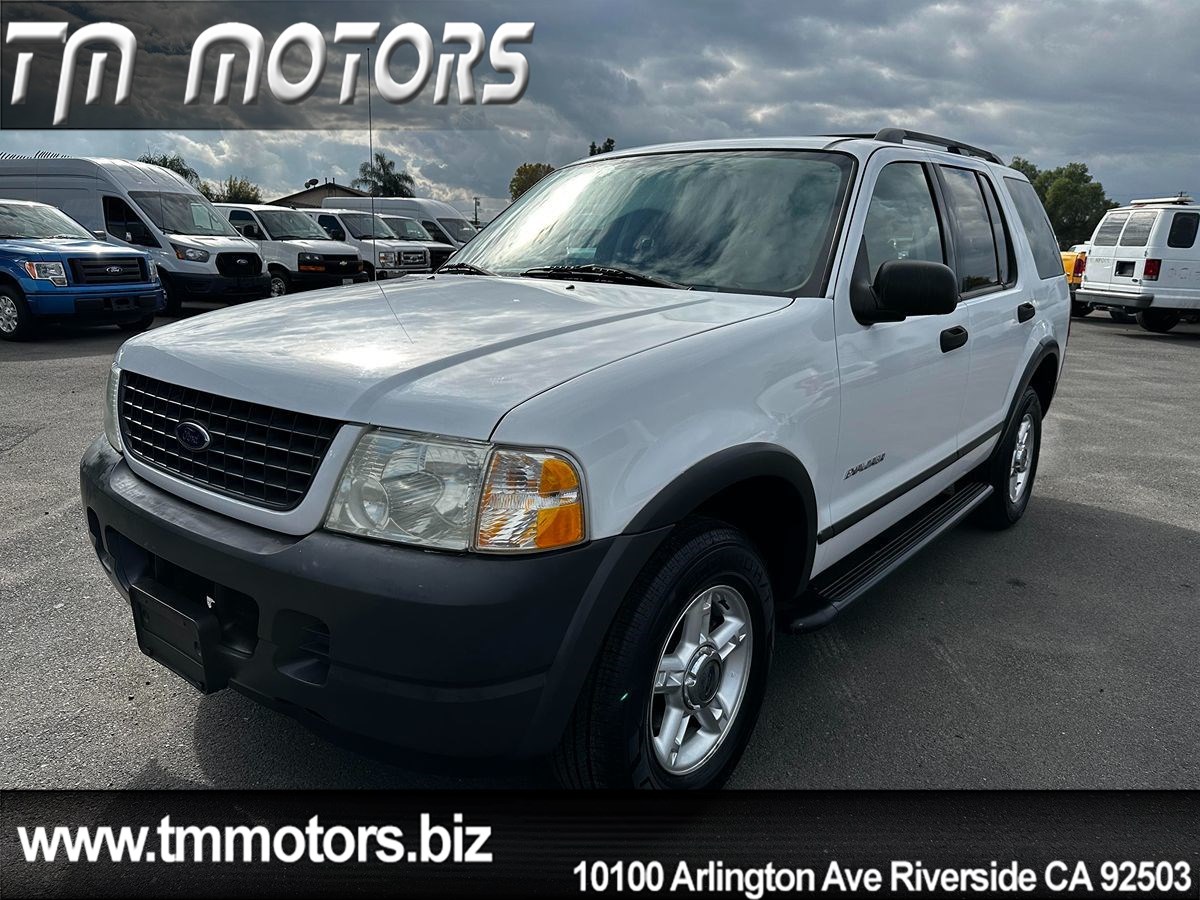 2004 Ford Explorer XLS's photo