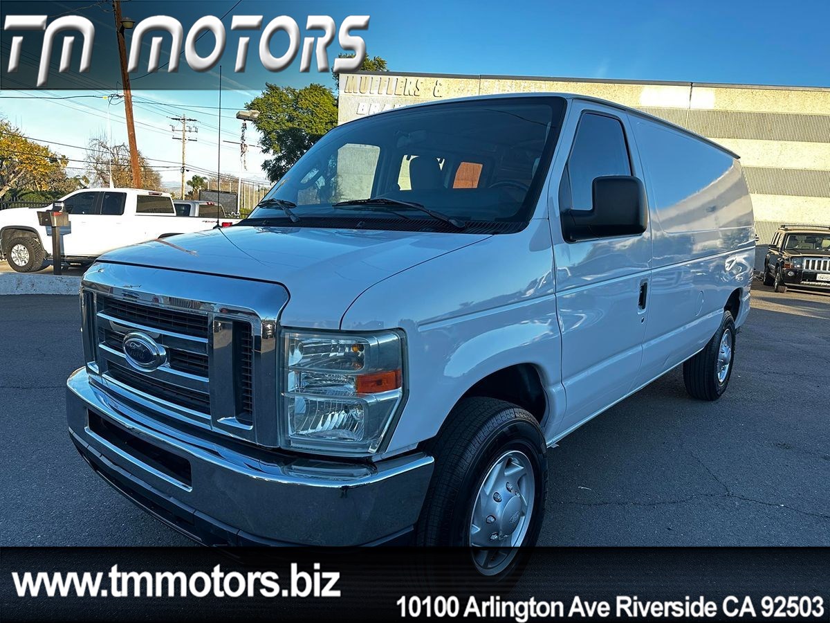 2010 Ford E-Series Econoline Van Commercial