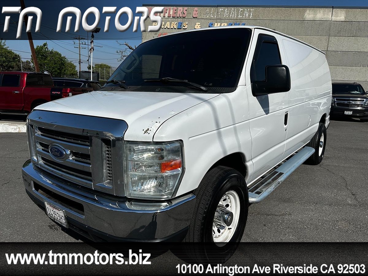 2011 Ford E-Series Econoline Van Commercial