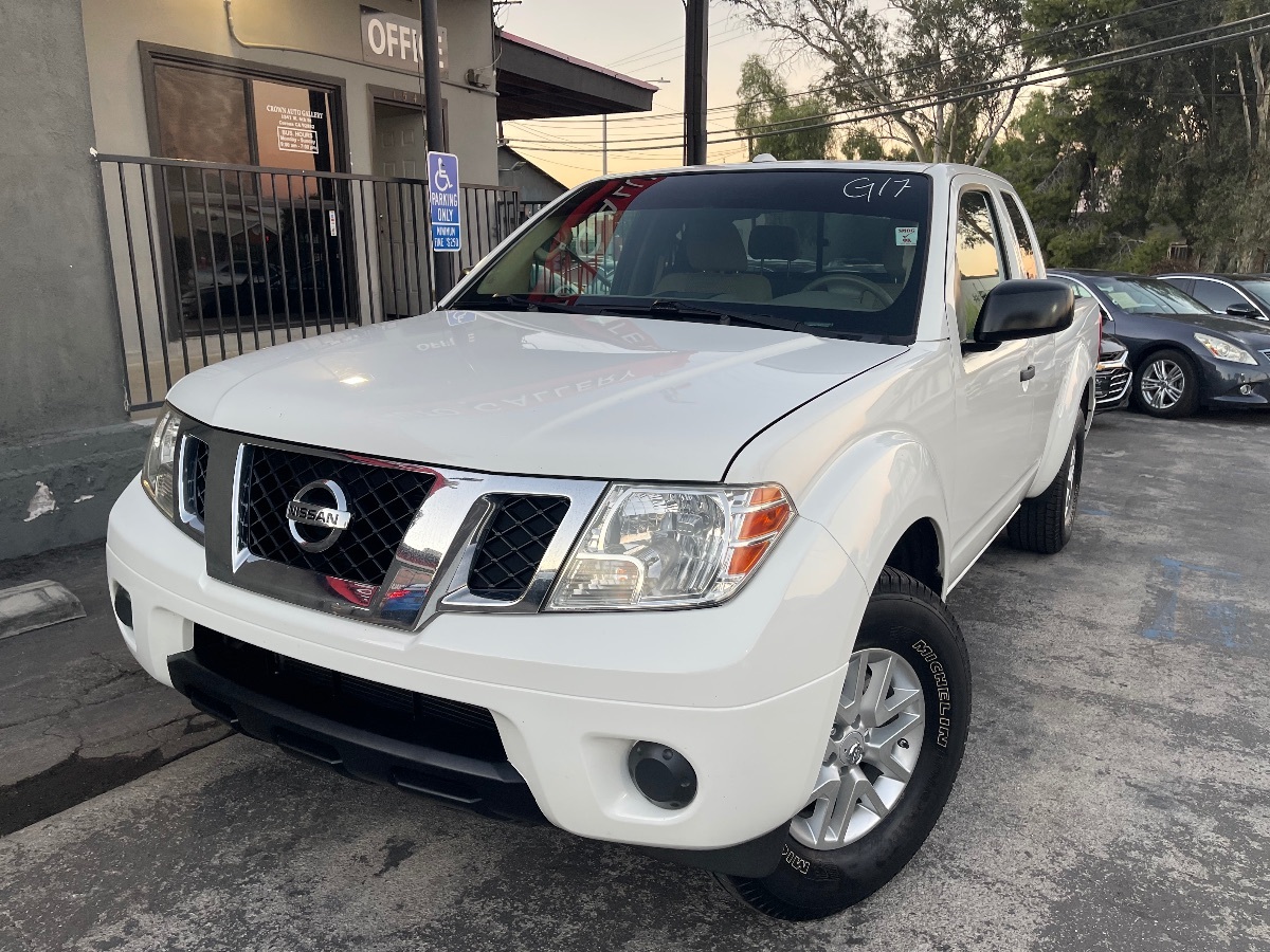 2017 Nissan Frontier SV's photo