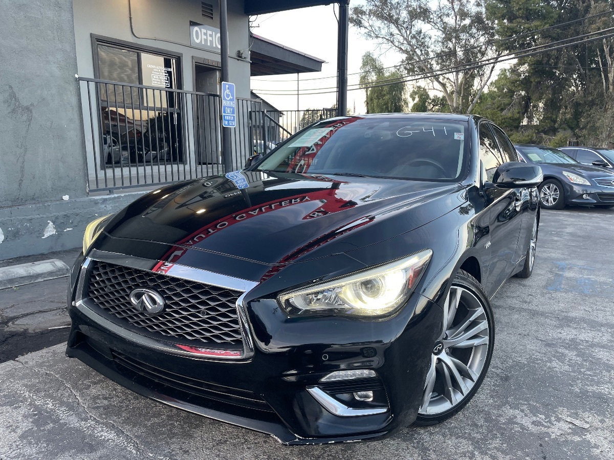 2018 INFINITI Q50 Hybrid LUXE's photo