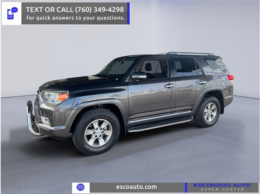 2013 Toyota 4Runner SR5's photo