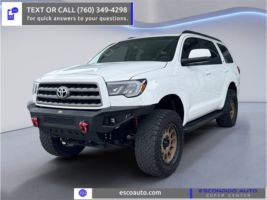 2016 Toyota Sequoia 5.7 Auto 4WD SR5's photo