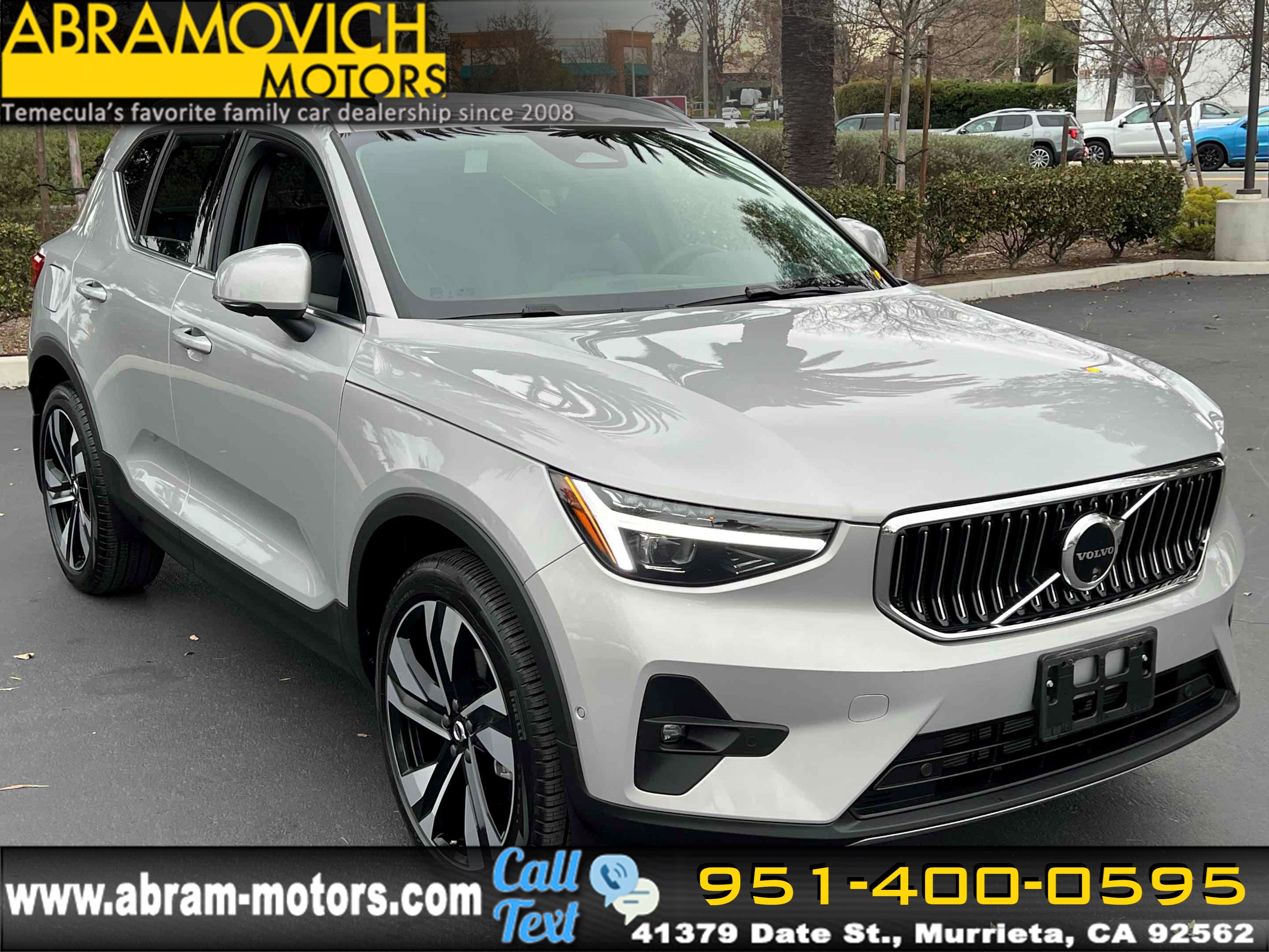 2025 Volvo XC40 Plus's photo